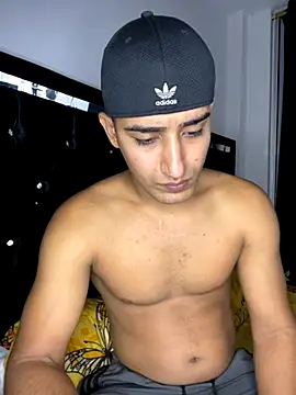 maxx 027 online show from November 18, 4:27 am