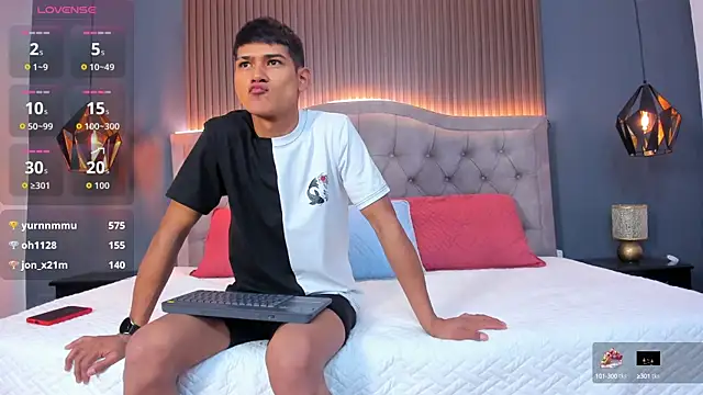Neitan and axel online show from September 24, 10:14 am