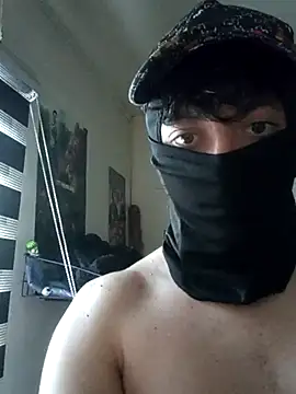 Hoott boyyszz online show from January 9, 10:59 pm