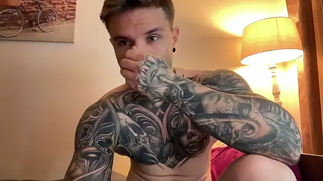 Snapshot of Larsskeet chatting on October 17, 5:17 pm Larsskeet online show from October 17, 5:17 pm