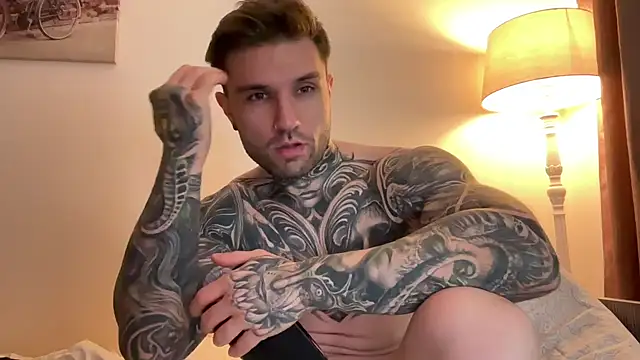 Snapshot of Larsskeet chatting on October 29, 6:33 pm Larsskeet online show from October 29, 6:33 pm