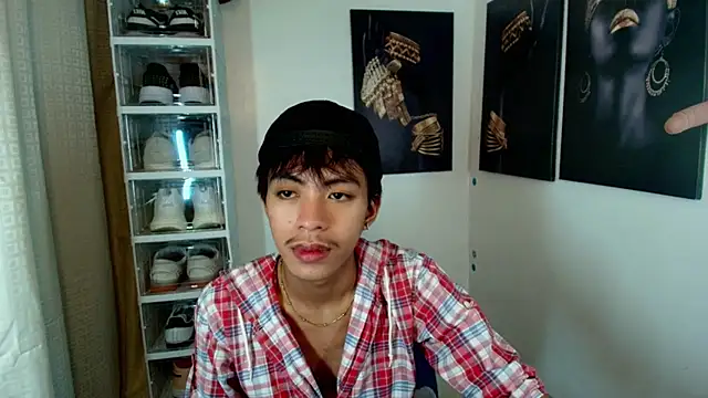 Snapshot of jayxxxlovescock chatting on October 9, 4:56 pm jayxxxlovescock online show from October 9, 4:56 pm