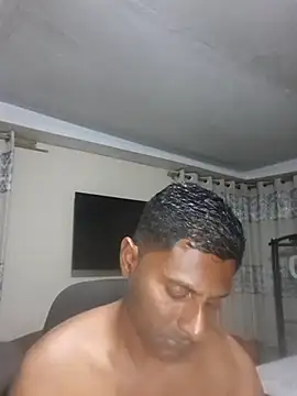 kingVibeX online show from October 18, 9:42 pm