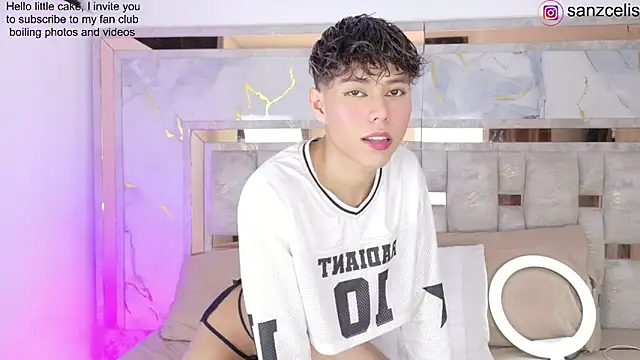 Little liam online show from March 31, 4:14 am