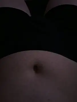 shynando7766 online show from March 19, 5:32 am