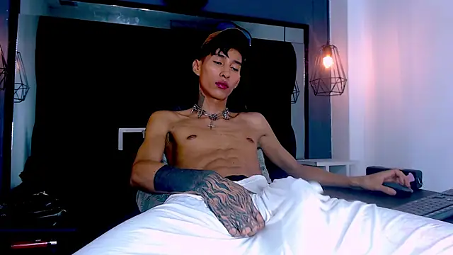 Daniel delux  online show from November 23, 2:06 pm