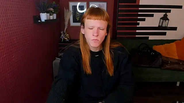 ChloeValentinee online show from December 15, 2:14 pm