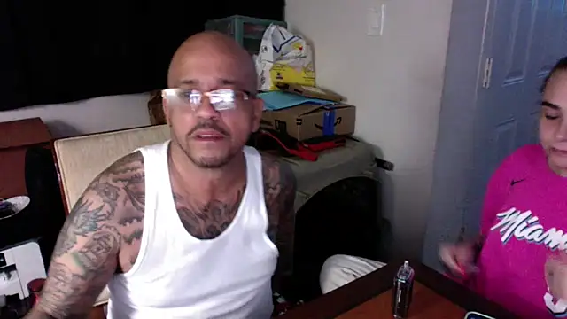 dream1037 online show from February 21, 8:37 am