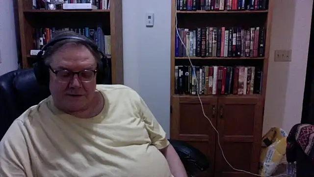 Vinyl22xh online show from June 24, 3:53 am