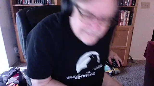 Vinyl22xh online show from May 7, 11:38 pm