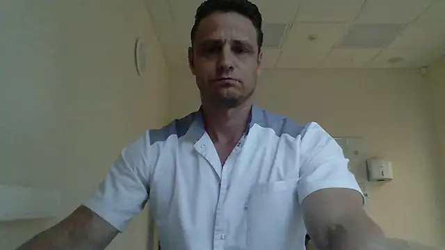 Snapshot of Freeze_Fire chatting on October 9, 2:00 pm Freeze Fire online show from October 9, 2:00 pm