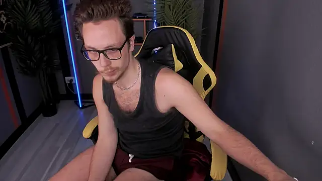 LeoMooree online show from November 30, 1:29 am