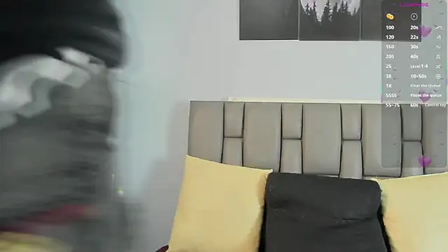Snapshot of Ale_Noahxx chatting on October 15, 6:54 am Ale Noahxx online show from October 15, 6:54 am