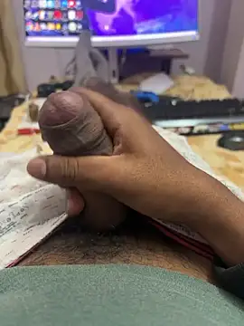 slaveboi9876 online show from January 8, 6:35 pm