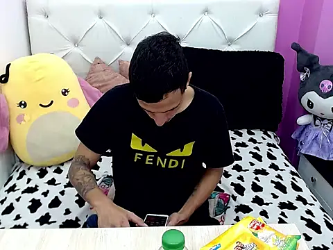 Snapshot of xx-kike-xx chatting on September 27, 1:20 pm xx-kike-xx online show from September 27, 1:20 pm