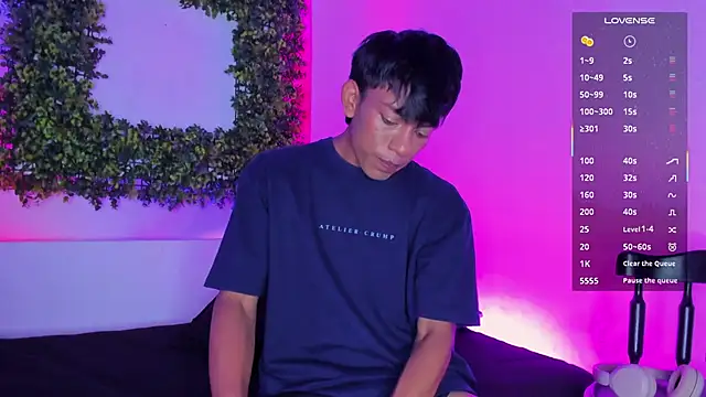 Santti  online show from November 4, 11:17 pm