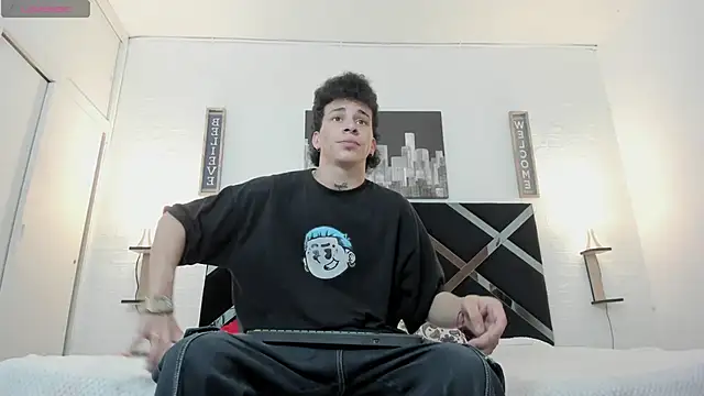 iammariano online show from November 6, 4:48 am