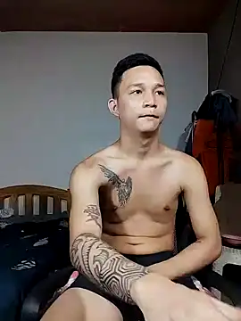 Snapshot of asianmonstercock05 chatting on October 6, 6:18 am asianmonstercock05 online show from October 6, 6:18 am