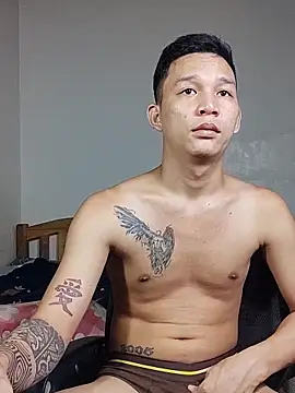 Snapshot of asianmonstercock05 chatting on October 4, 8:46 pm asianmonstercock05 online show from October 4, 8:46 pm