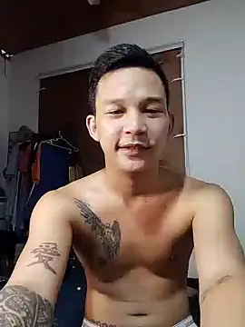 Snapshot of asianmonstercock05 chatting on September 26, 2:20 am asianmonstercock05 online show from September 26, 2:20 am