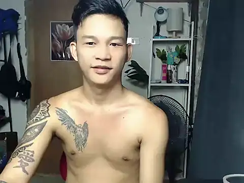 asianmonstercock05 online show from May 14, 10:24 am