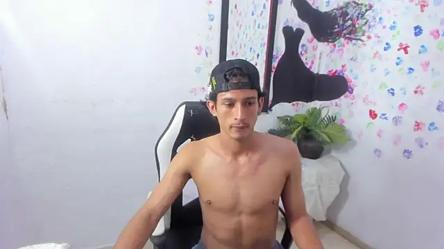 Snapshot of Kingnumb_ chatting on October 6, 6:45 pm Kingnumb online show from October 6, 6:45 pm