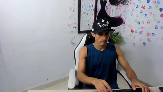 Snapshot of Kingnumb_ chatting on October 3, 6:13 pm Kingnumb online show from October 3, 6:13 pm