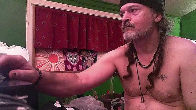 HippieDad333 online show from April 10, 2:40 am