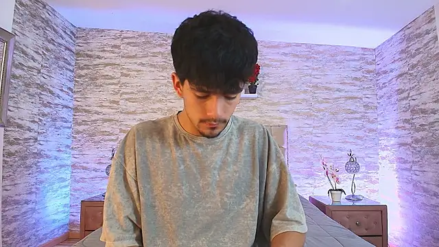 Axel Draven online show from March 2, 11:50 am