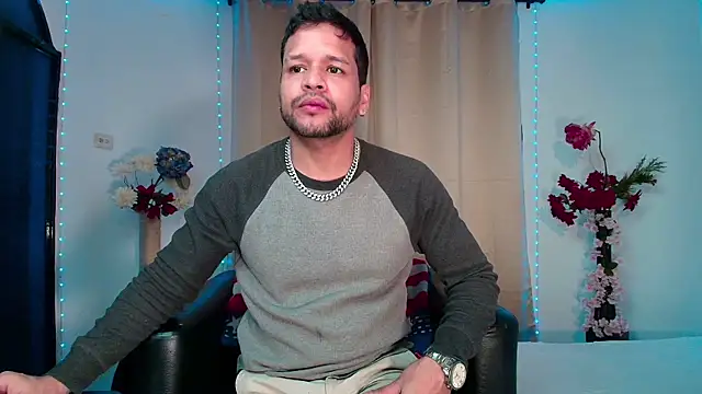 LucasGaeel online show from February 21, 12:39 pm