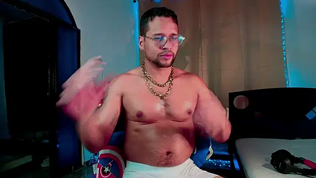 LucasGaeel online show from November 2, 9:19 pm