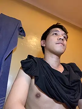 Snapshot of asian_guy_69 chatting on October 7, 12:09 pm asian guy 69 online show from October 7, 12:09 pm