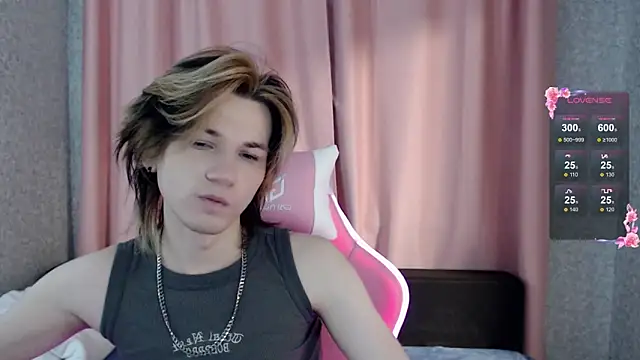 evan reinhart online show from October 3, 11:32 pm