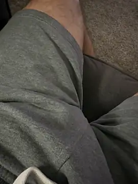 yeti1 online show from October 4, 3:00 am