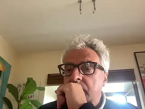 chtentation online show from March 20, 4:11 pm