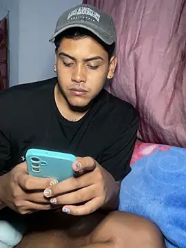 AaronMars  online show from October 3, 3:44 am