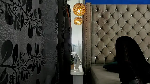 Snapshot of Kevinfox23cms chatting on October 8, 4:22 pm Kevinfox23cms online show from October 8, 4:22 pm