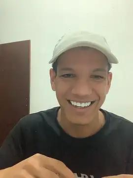 Baianinhosp online show from November 12, 10:58 pm