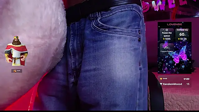 Snapshot of Jackk_8 chatting on October 23, 3:54 am Jackk 8 online show from October 23, 3:54 am