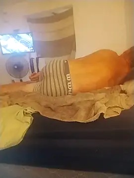 Snapshot of baldblondeshaven chatting on October 29, 6:16 am baldblondeshaven online show from October 29, 6:16 am