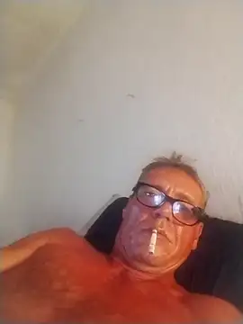 Snapshot of baldblondeshaven chatting on October 13, 5:46 am baldblondeshaven online show from October 13, 5:46 am