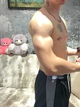 KirilStella online show from October 17, 12:42 pm