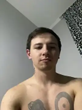 KirilStella online show from November 3, 8:32 pm