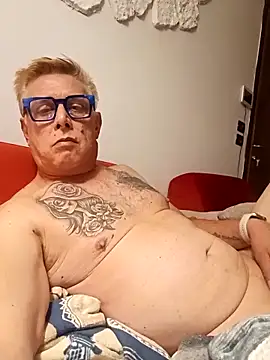 Andyrsdick online show from October 4, 9:52 pm