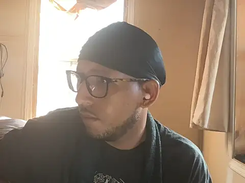 ThrowedWorldWide online show from December 22, 4:37 pm