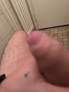 Penisbrutaldick online show from March 15, 8:43 pm