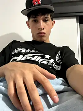 Adam Loveee online show from October 24, 5:31 am