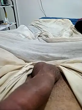 A reyes1122 online show from September 28, 2:48 pm