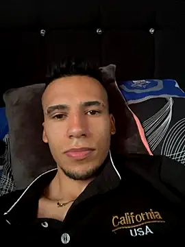 Snapshot of wiland_hot23 chatting on October 7, 1:15 pm wiland hot23 online show from October 7, 1:15 pm