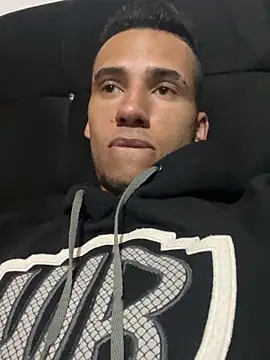 Snapshot of wiland_hot23 chatting on October 13, 4:18 am wiland hot23 online show from October 13, 4:18 am